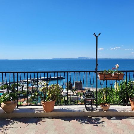 Quietness Bed & Breakfast Vico Equense Exterior foto